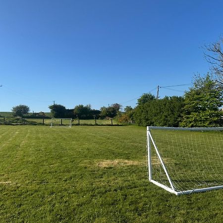 Trenewydd Farm Holiday Cottages Cardigan Exteriér fotografie