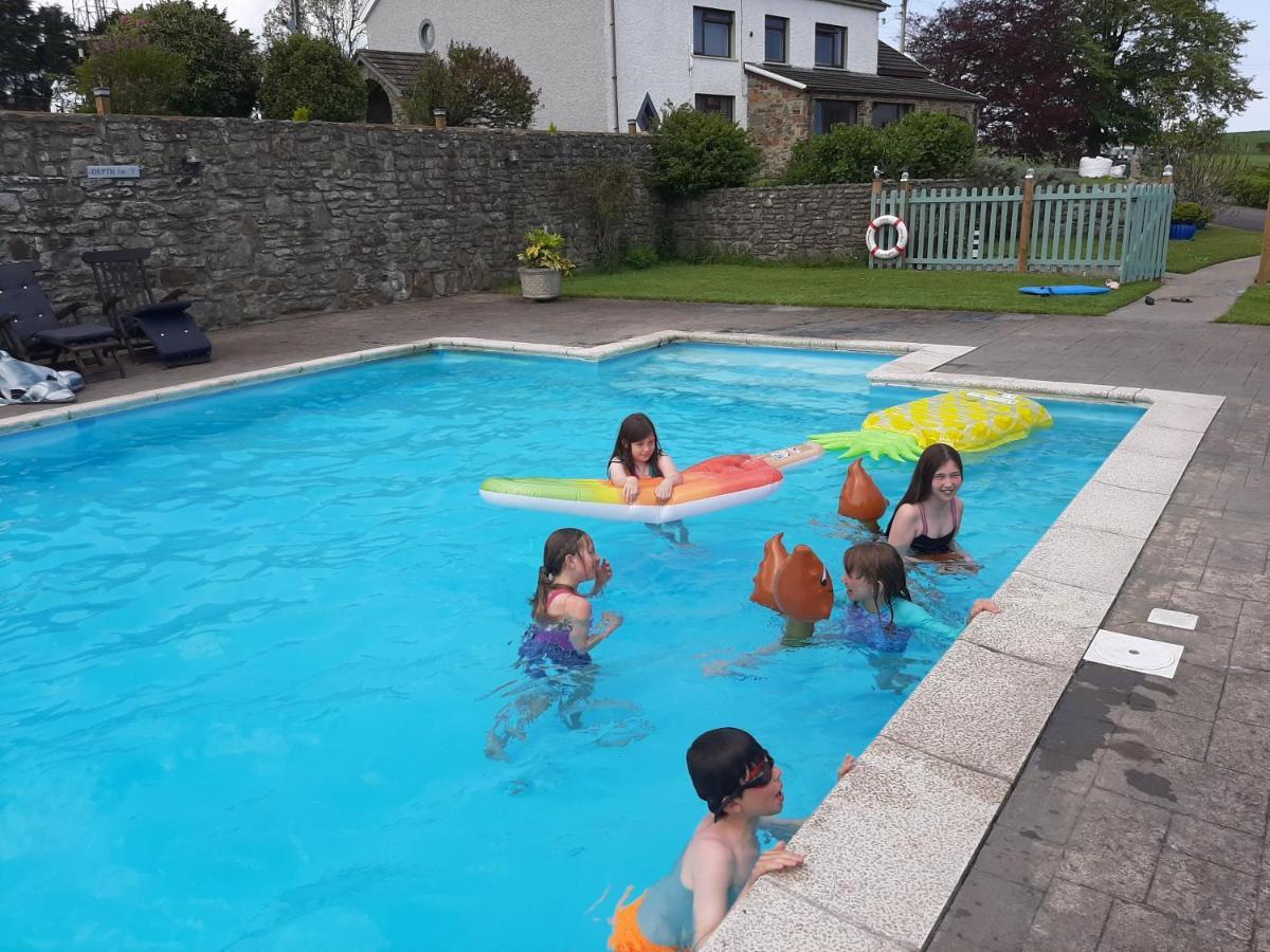 Trenewydd Farm Holiday Cottages Cardigan Exteriér fotografie