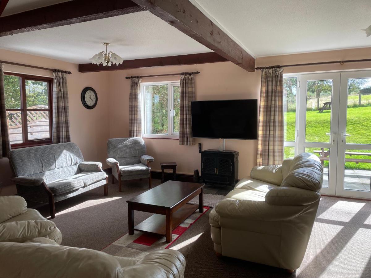 Trenewydd Farm Holiday Cottages Cardigan Exteriér fotografie