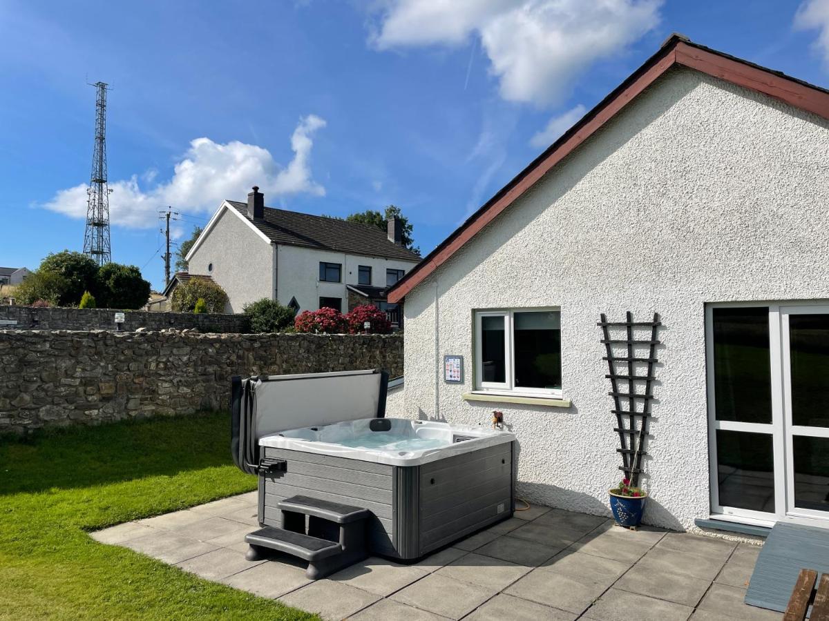 Trenewydd Farm Holiday Cottages Cardigan Exteriér fotografie