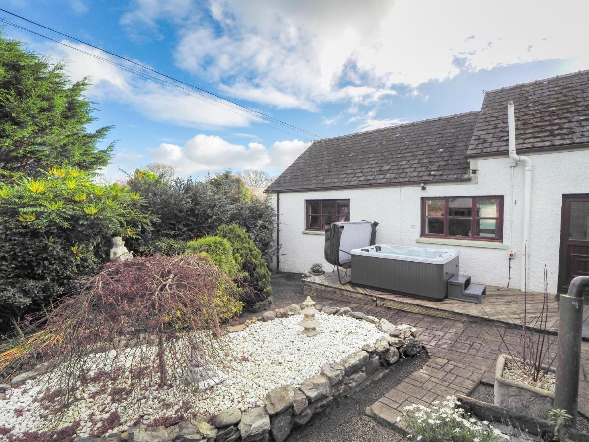 Trenewydd Farm Holiday Cottages Cardigan Exteriér fotografie