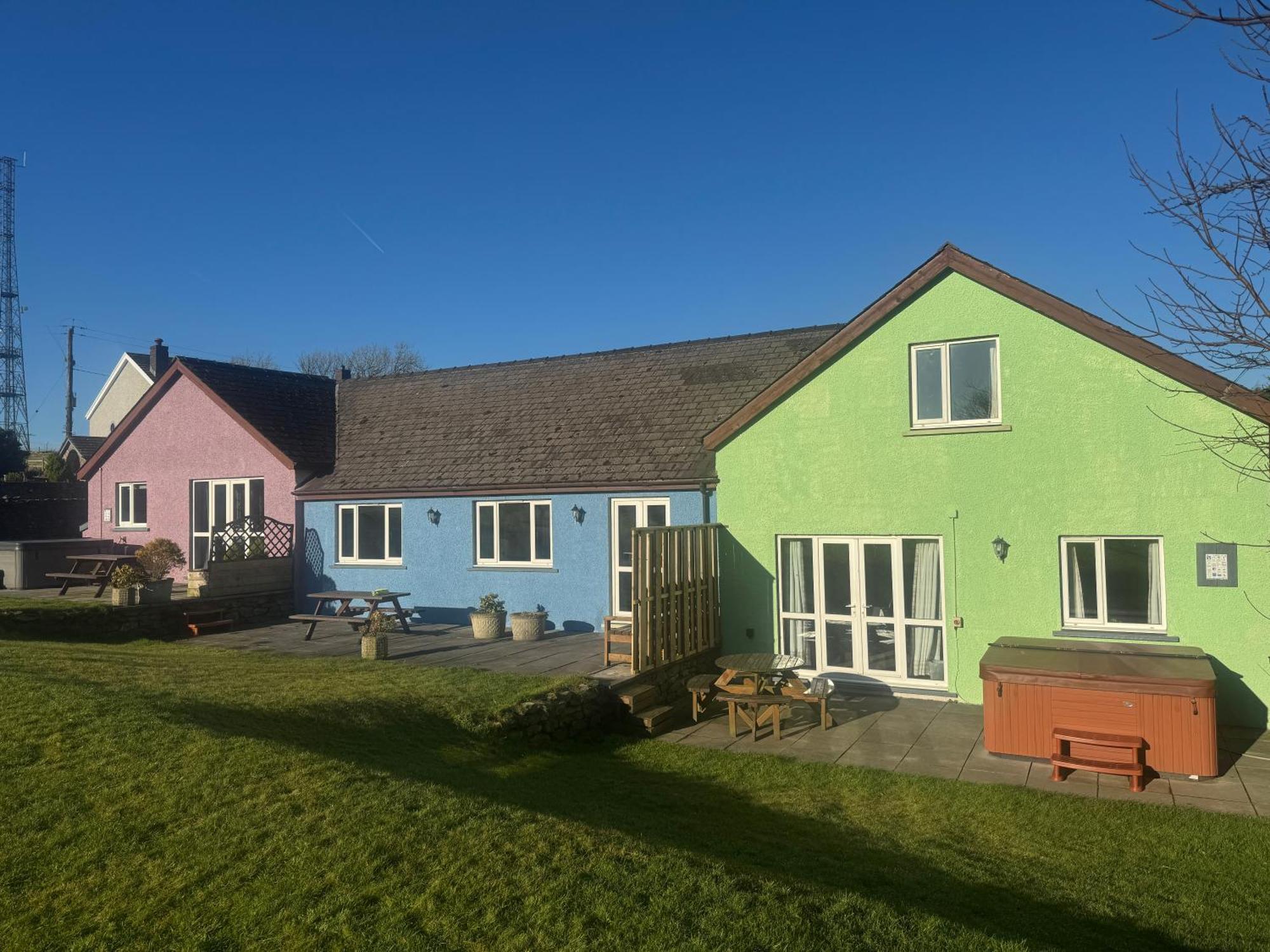 Trenewydd Farm Holiday Cottages Cardigan Exteriér fotografie